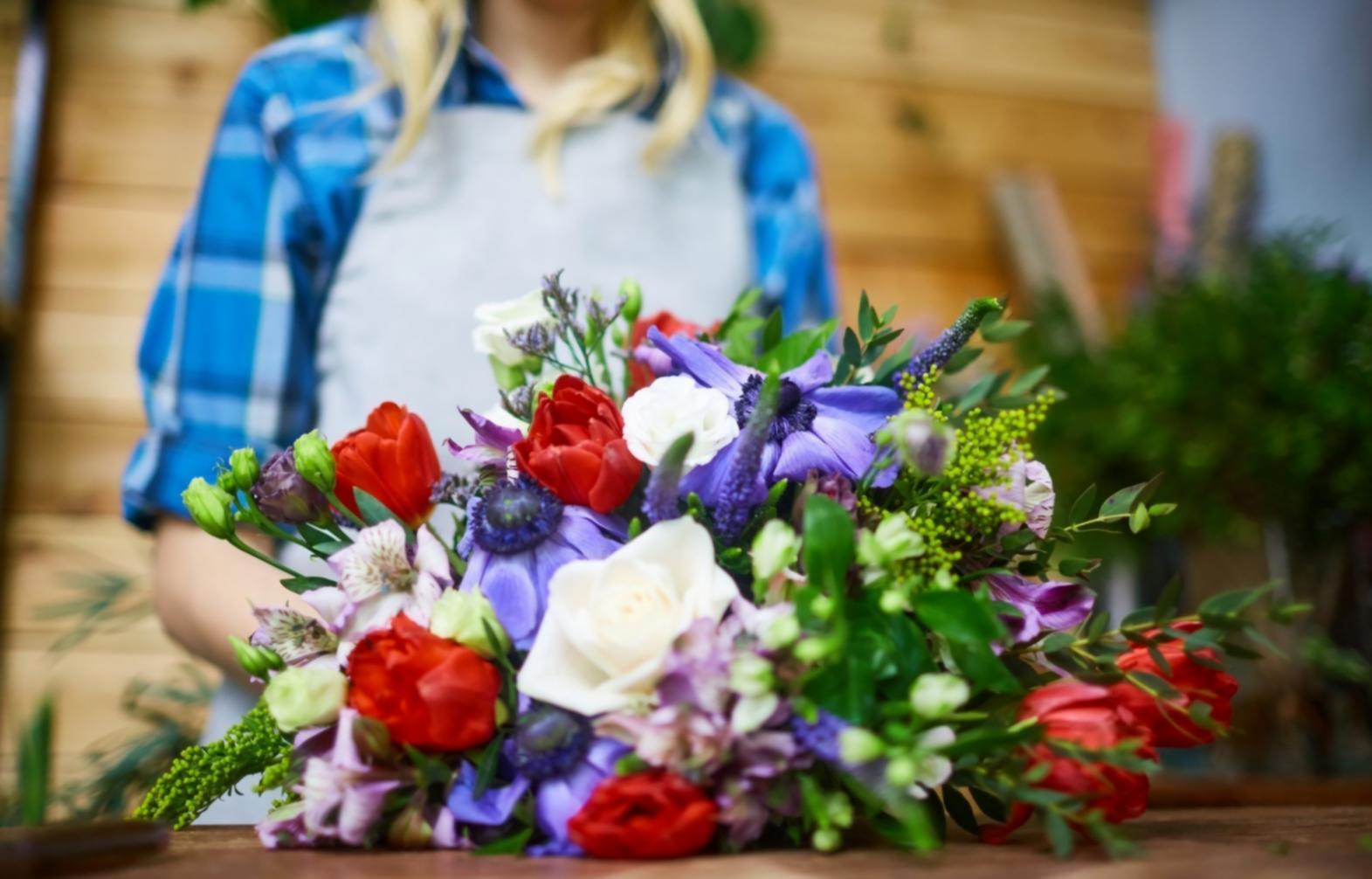 Étudiants travaillant sur des projets de développement de jeux